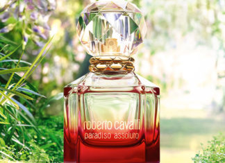عطر Paradiso Assoluto من Roberto Cavalli يصور عبير حديقة عدن