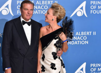 الأميرة Camilla de Bourbon تتألق بفستان من تصميم جورج شقرا