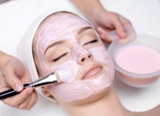 ماسكات طبيعية من الفراولة للبشرة الدهنية… جرّبيها ولاحظي النتيجة!