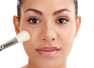 هكذا تحصلين على مكياج خفيف وناعم…