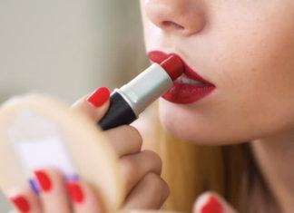 استخدمي هذه الأنواع من أحمر الشفاه كبديل عن تاتو الشفايف المؤقّت!