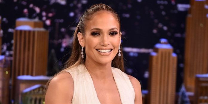 jennifer-lopez-today-190119-main-01_7e7da483c0aecab56cd2446130630c58.fit-760w