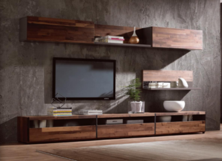 بالصور: ديكورات لحائط تلفزيون بتصاميم خشبيّة جميلة