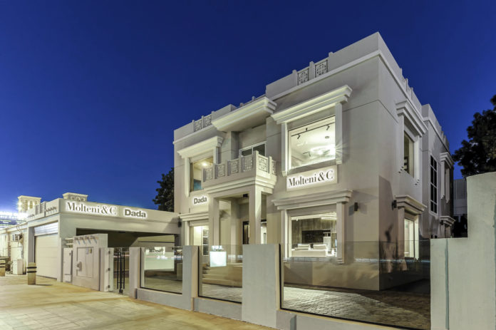 01 Molteni Dada Dubai Flagship Store_LR