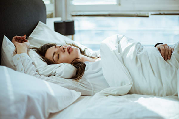 Woman-sleeping-iStock-693692294