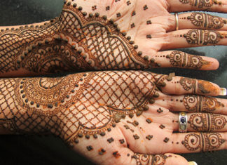 أفضل خطوات للعناية بالبشرة قبل ليلة الحناء