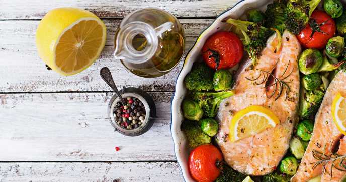 baked-salmon-veg-article