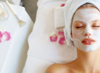 خلطات تعيد النضارة إلى الوجه التعبان