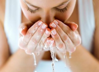 خطوات الاستفادة من ماء الأرز للعناية بالبشرة