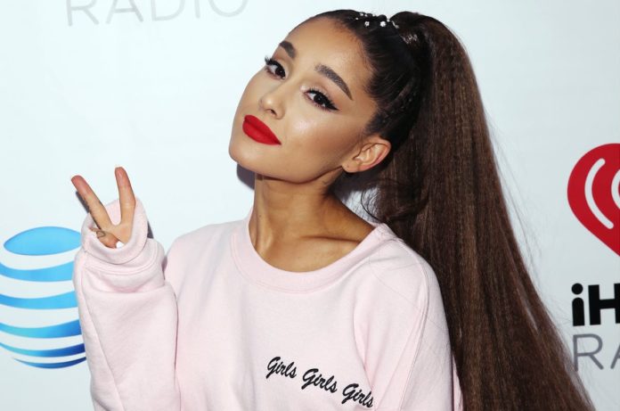 1549322778313491-ariana-grande-bstg-2018-billboard-u-1548