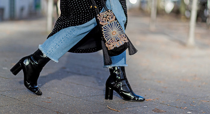 تصاميم أحذية مروّسة تضاعف جمال إطلالتك هذا الشتاء