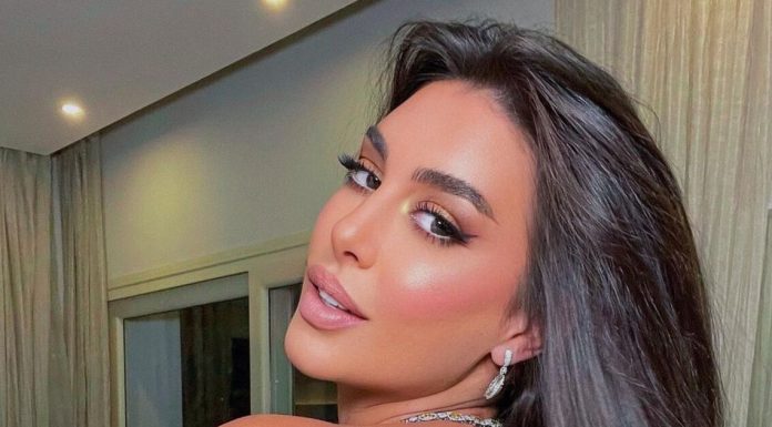 ياسمين صبري مميّزة بإطلالة فاخرة بالأصفر