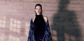 فساتين سهرة ناعمة طويلة