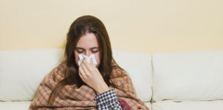 علاج التهاب الحلق في المنزل