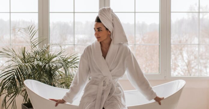 أضرار إستخدام الشفرة لإزالة الشعر أضرار إستخدام الشفرة لإزالة الشعر