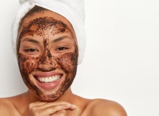 حضري أفضل مقشر للوجه في المنزل