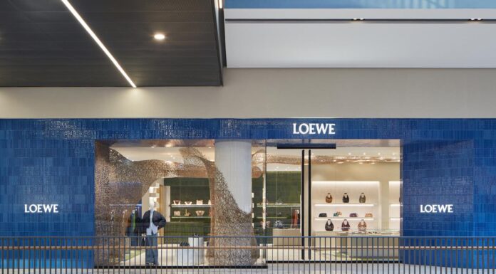 LOEWE تفتتح متجرها الجديد في المنامة بالبحرين