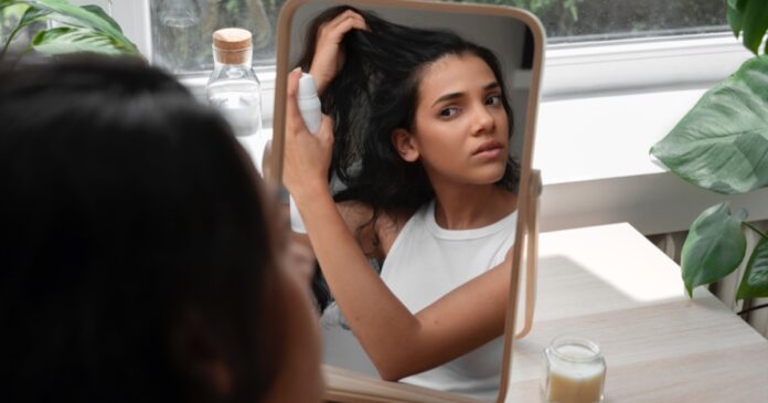 أسباب الشيب المبكر