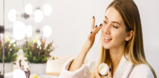 كيفية التخلص من مشاكل البشرة الدهنية