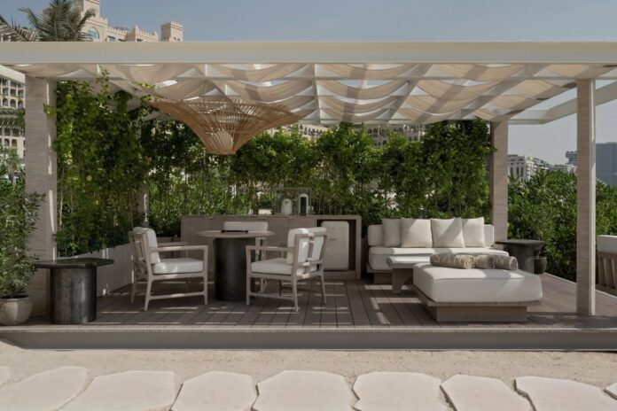 Snapinst.app_474113554_1617060075865495_1901389239824474398_n_1080