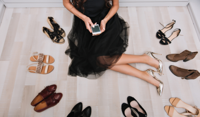 كيف تختارين الحذاء المناسب لكل إطلالة؟ كيف تختارين الحذاء المناسب لكل إطلالة؟